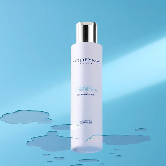 S ODLIČOVACÍM A ČISTÍCÍM ÚČINKEM CLEANSING CARE
